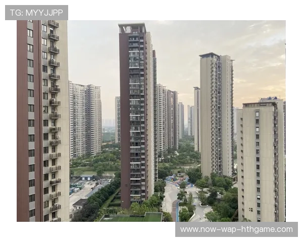 一级方程式底盘离地间隙对地面效应的稳定性（356 ）